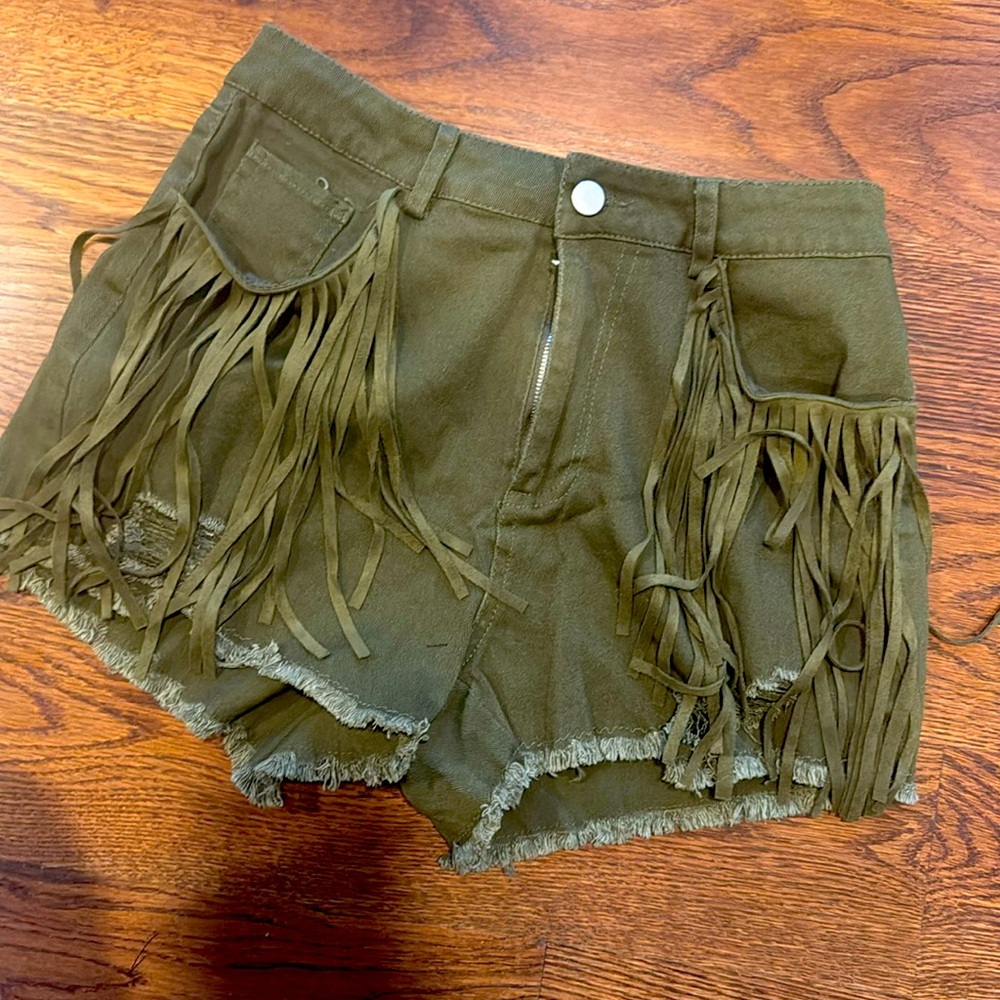 Peach, love, green fringe shorts, size medium, good stretch